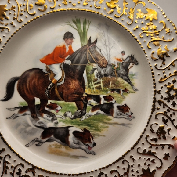 Vintage Fox Hunt Decorative Plate With Gold Detail - Picture 6 of 6